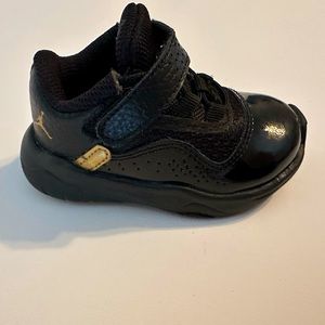 Toddler Black Nike Air Jordans